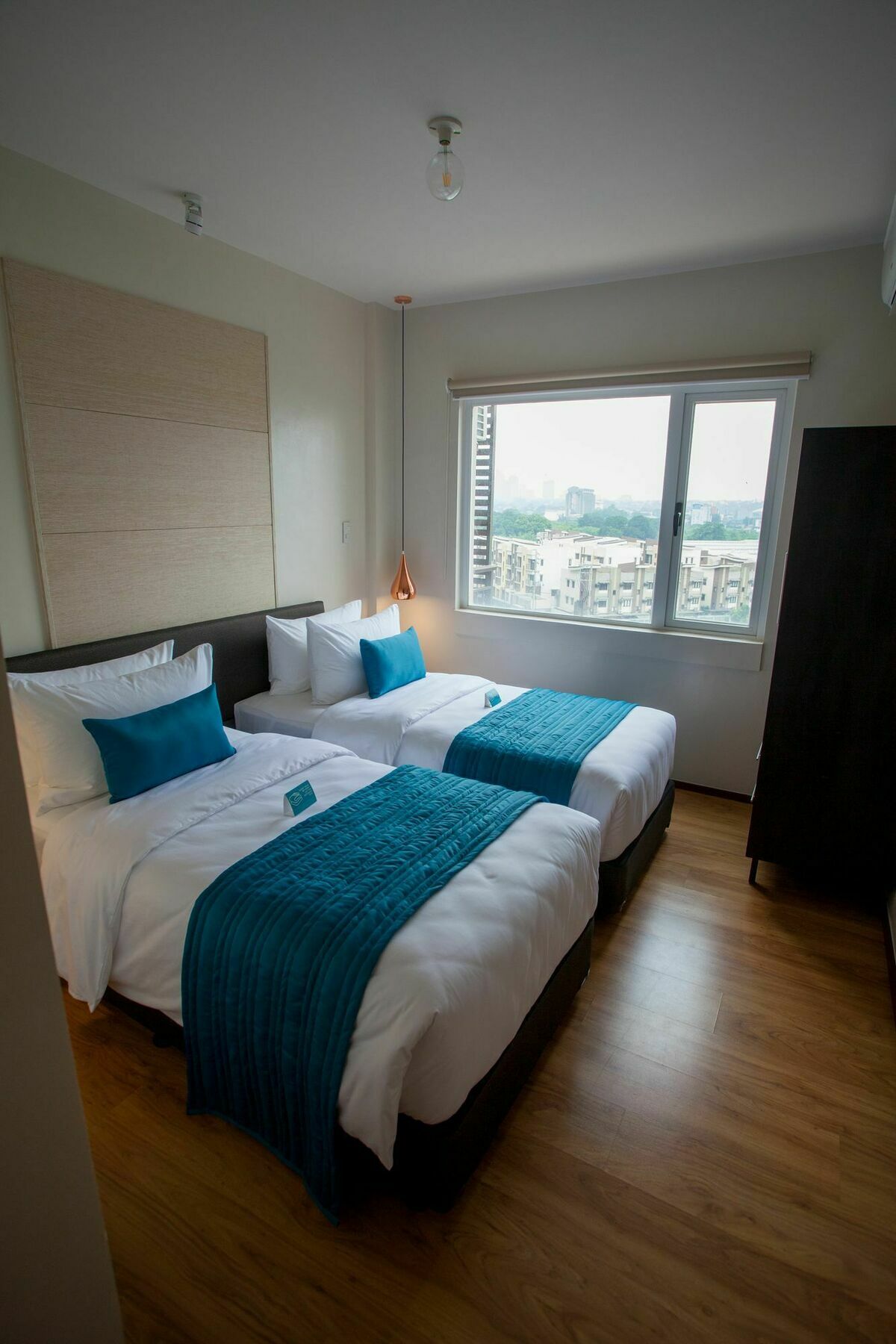 The Cirque Serviced Residences Quezon City Buitenkant foto